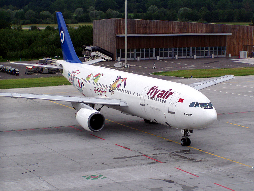 zrh_flyair.jpg